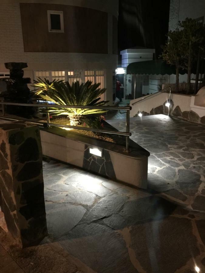 Ocean Breeze San Agustin Apartment Exterior photo